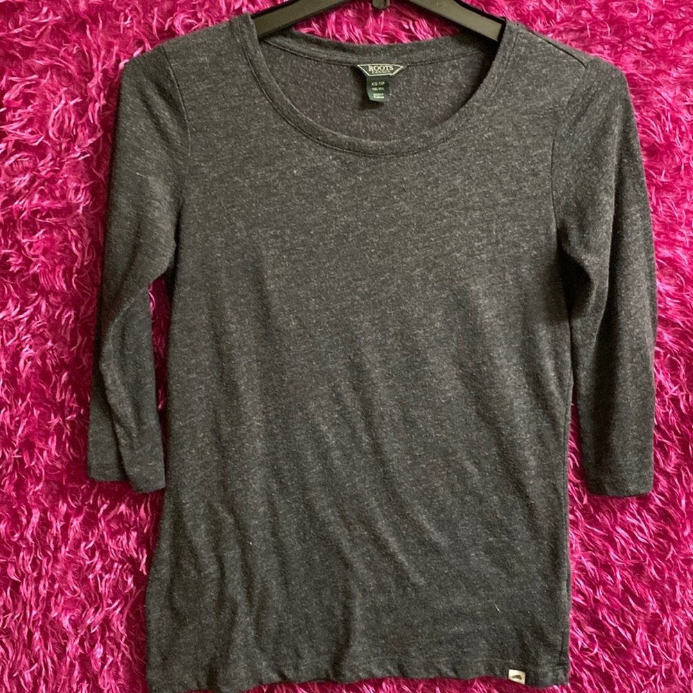 Roots, Canada, gray shirt with 3 foot sleeves extra small
